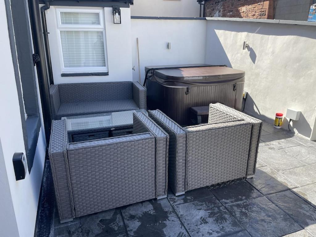 Quirky Cottage In The Centre Of Penrith With A Hot Tub Exterior foto